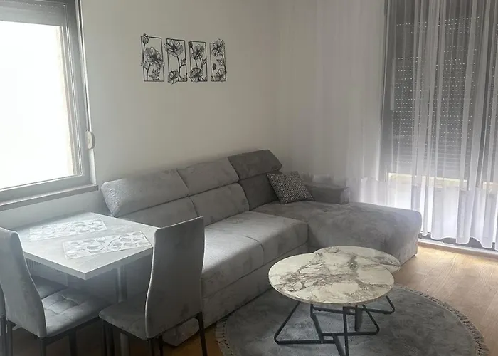 м&n * Ζλάτιμπορ